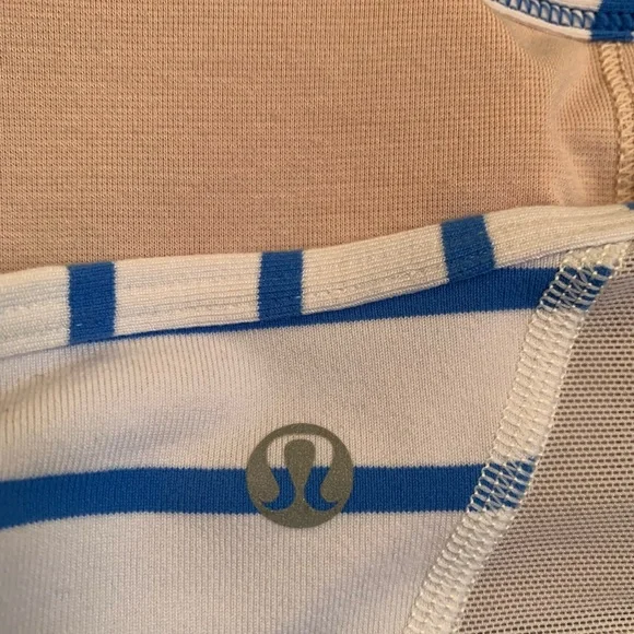 LULULEMON Blue & White Stripe Flow Y Bra size 4 - Picture 8 of 11
